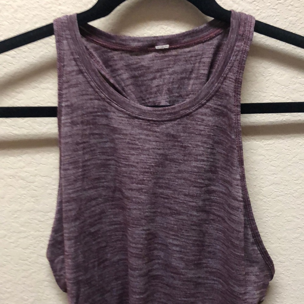 Lululemon tank
